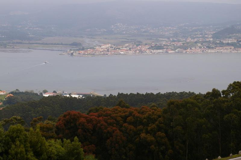 Casa Apartamento Con Vistas Al Mar Appartement Cangas do Morrazo Buitenkant foto